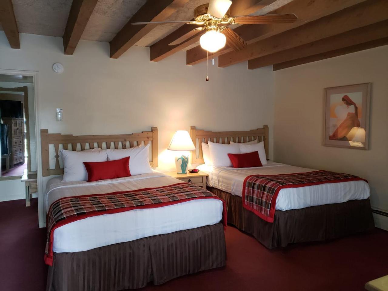 Kachina Lodge Resort And Meeting Center Taos Esterno foto