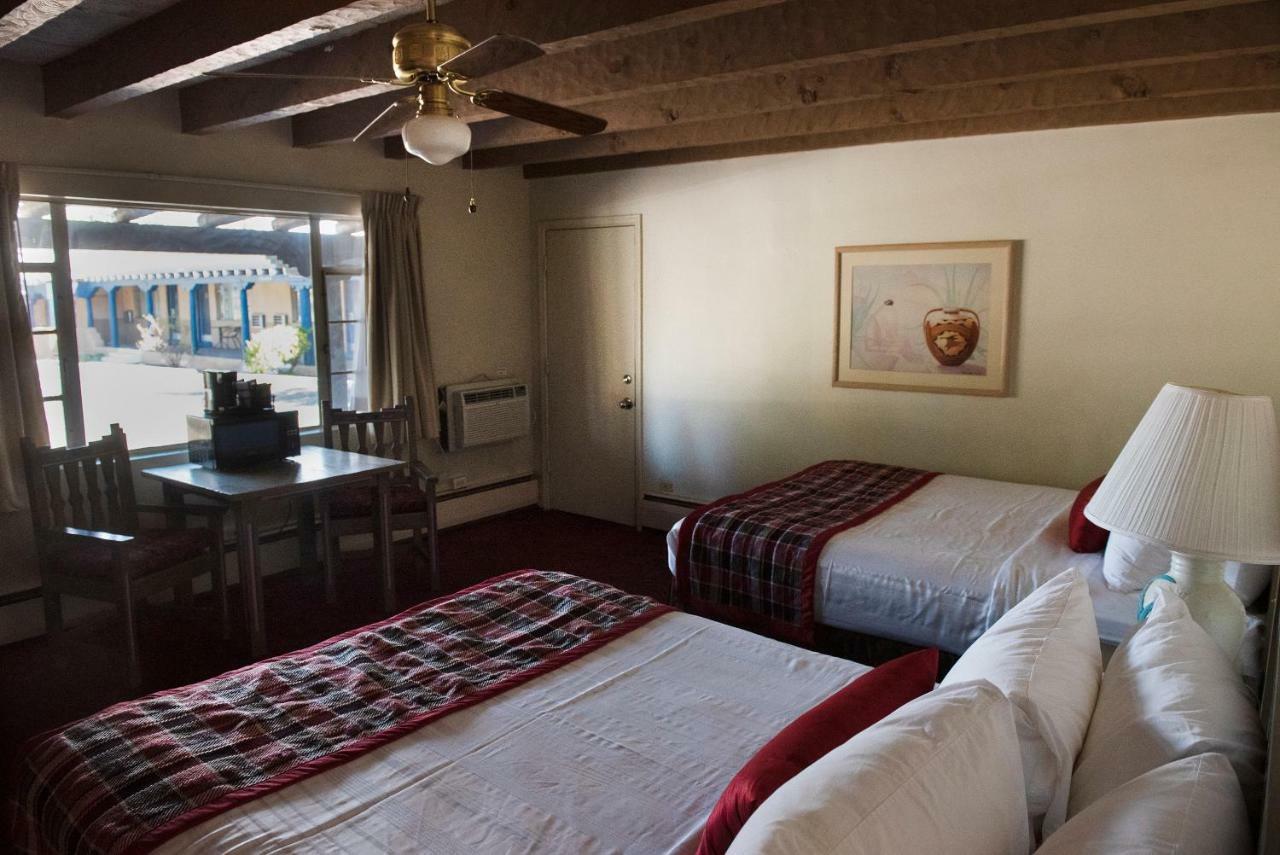 Kachina Lodge Resort And Meeting Center Taos Esterno foto