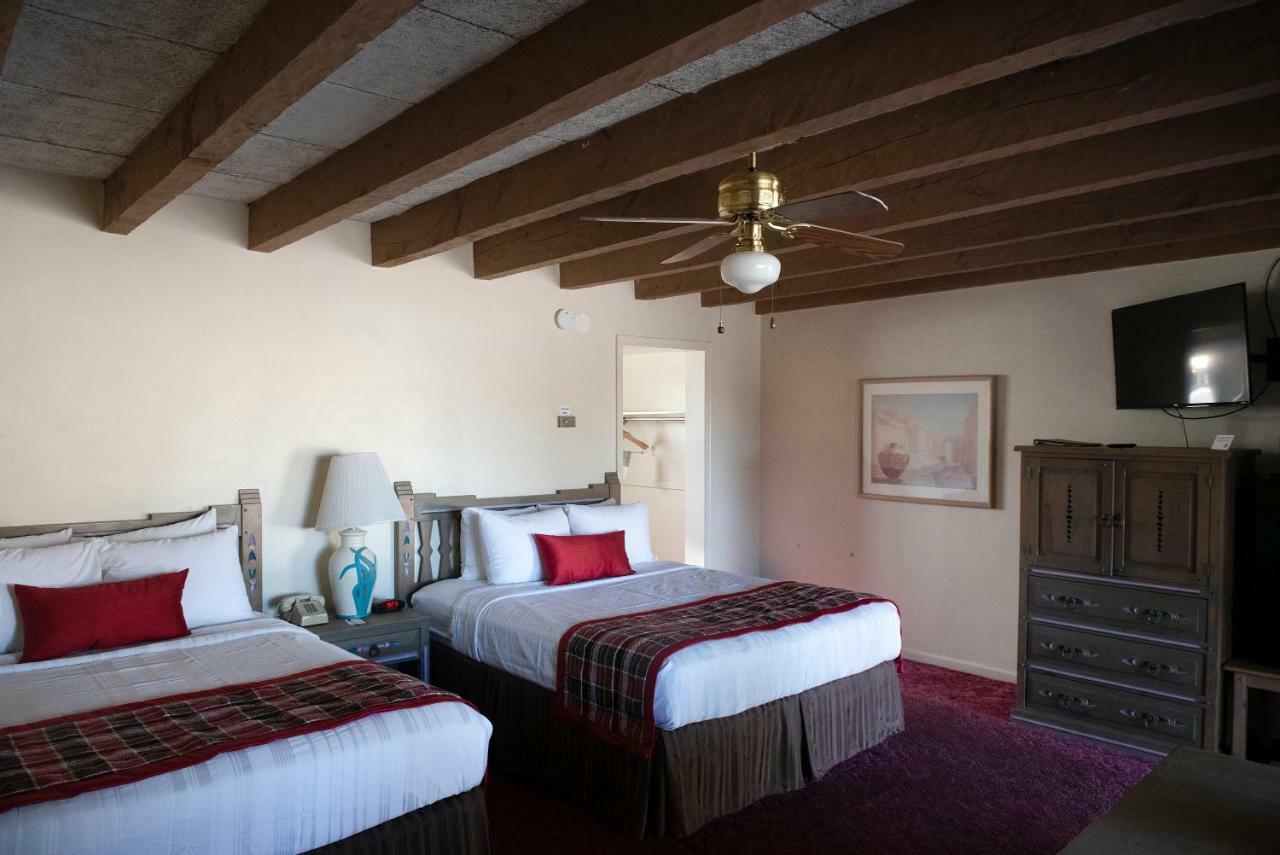 Kachina Lodge Resort And Meeting Center Taos Esterno foto